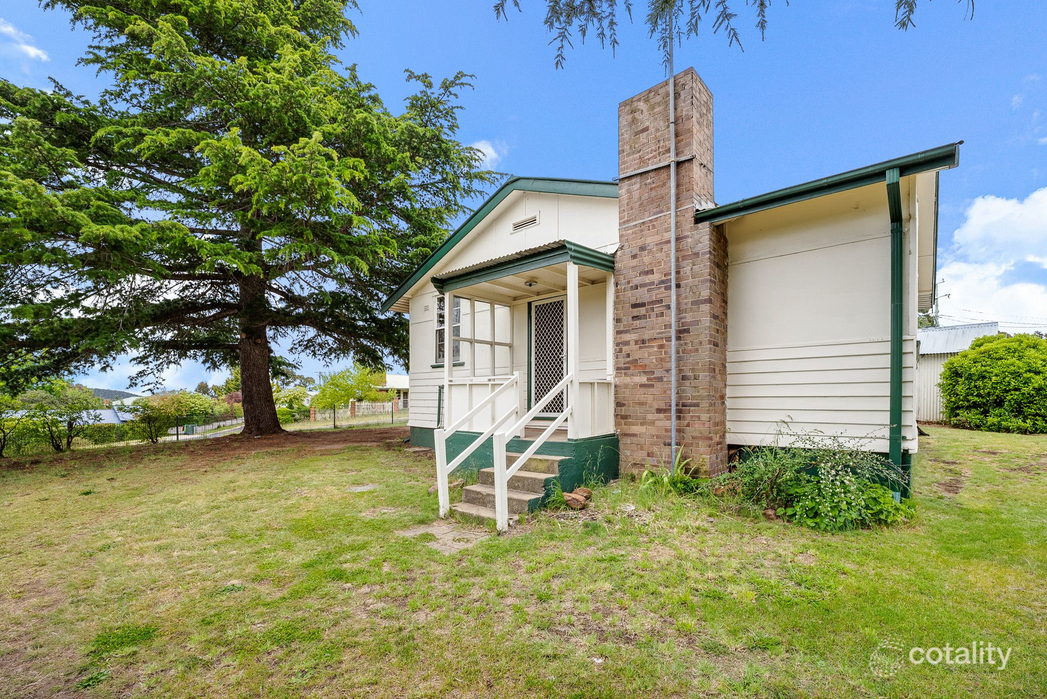2 Orana Ave, Cooma, NSW 2630