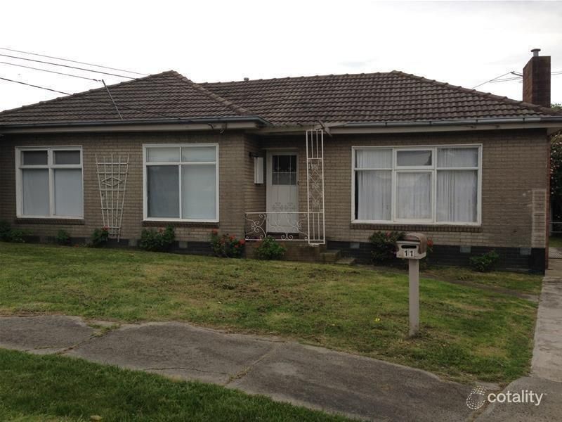 11 Michael Ct, Springvale, VIC 3171