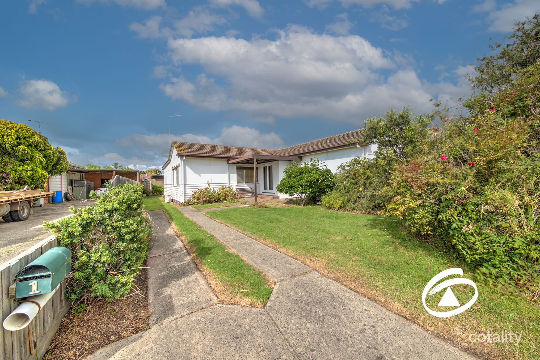 1 Bald Hill Rd, Pakenham, VIC 3810