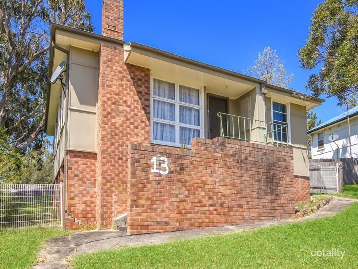 13 Rhondda St, Berkeley, NSW 2506