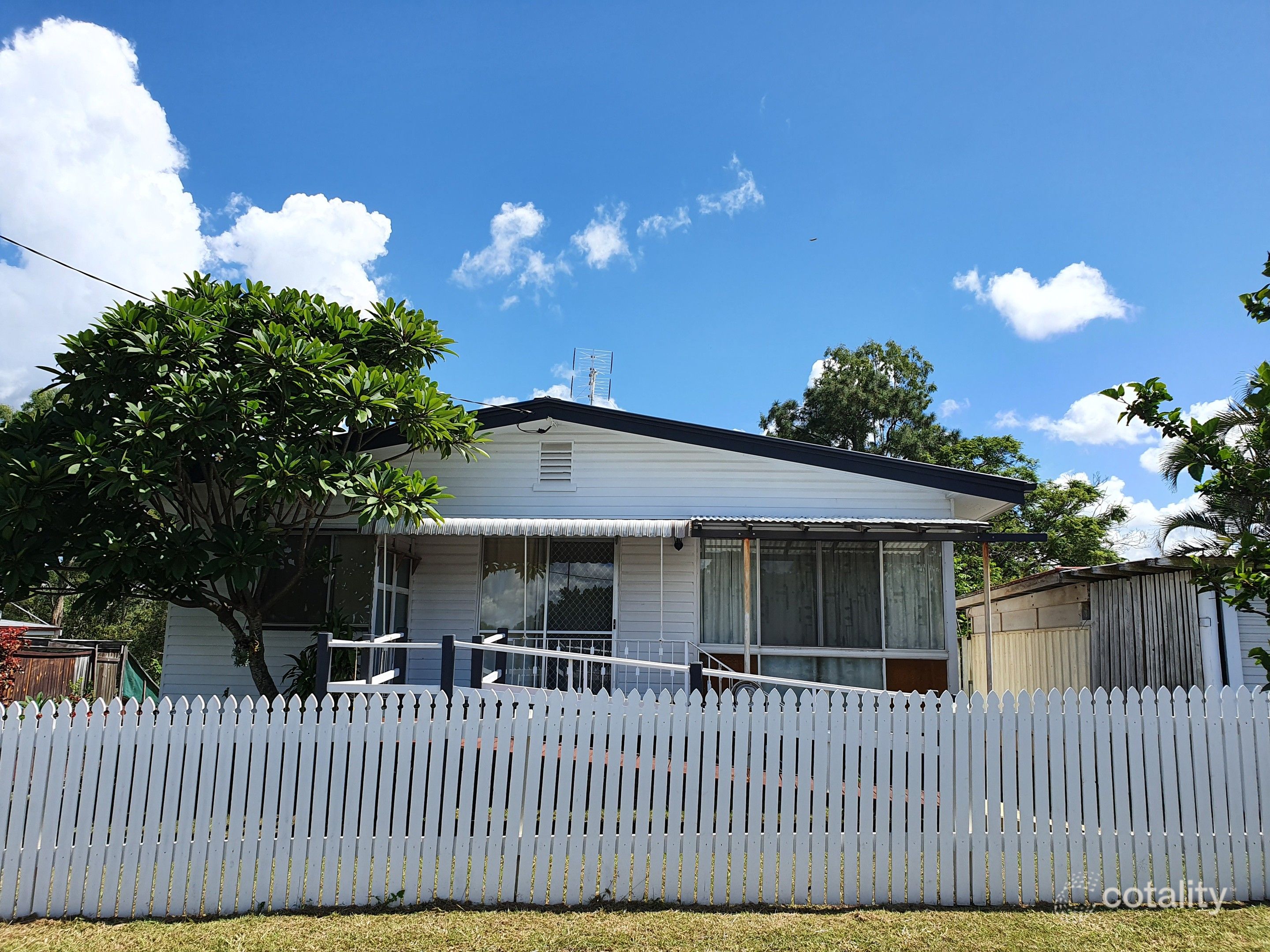 19 Carseldine St, Kilcoy, QLD 4515