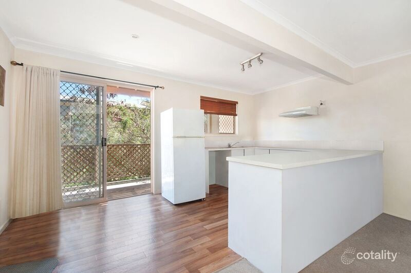 2/8 Briggs Rd, Springwood, QLD 4127
