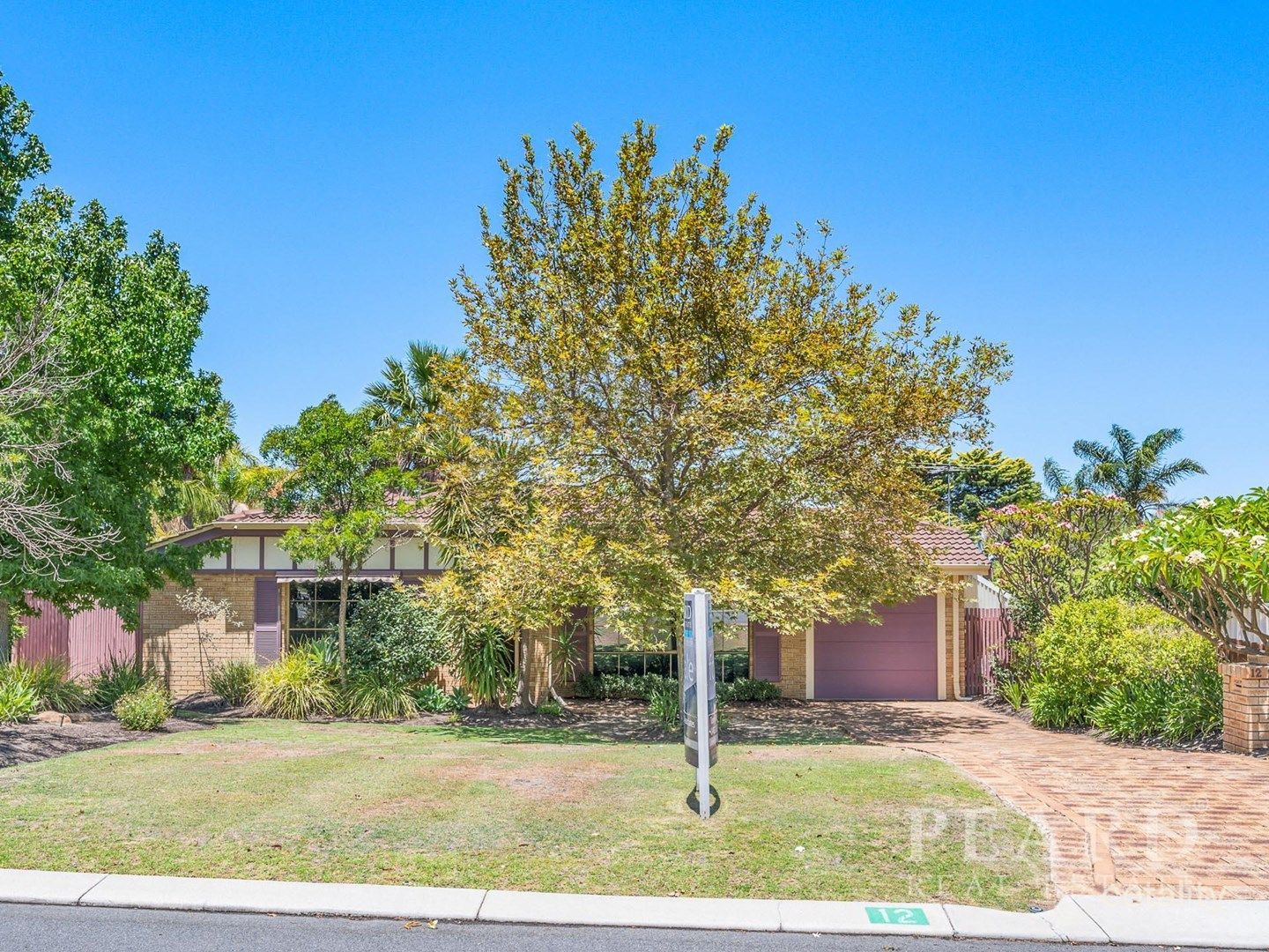 12 Woodview Ct, Edgewater, WA 6027