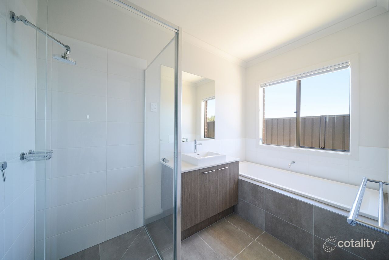 29 Charters Way, Huntly, VIC 3551