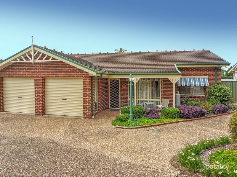4/8 Regent Pl, Bomaderry, NSW 2541