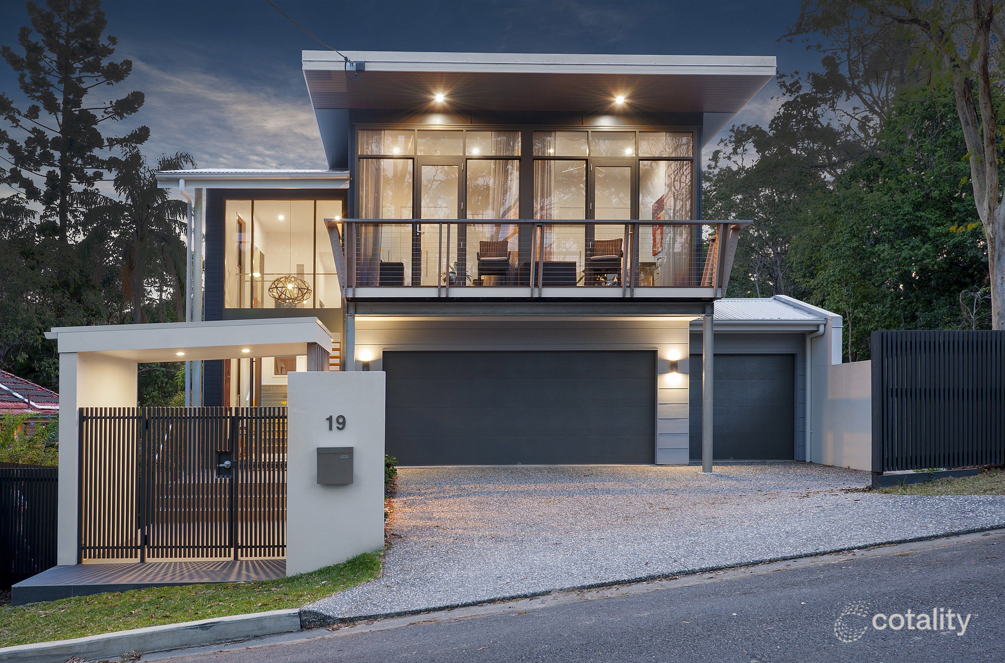 19 Colorado Ave, Bardon, QLD 4065