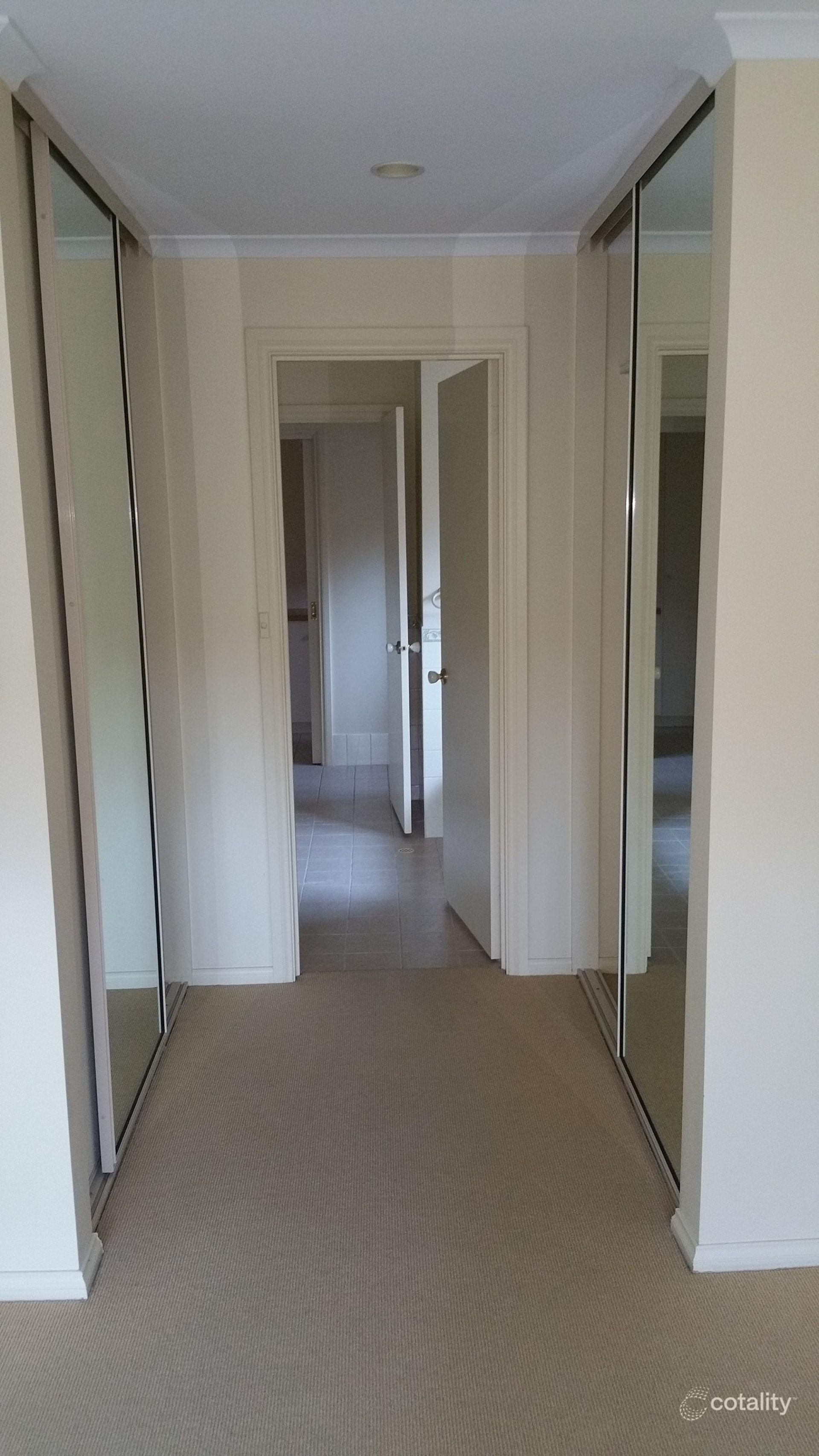 14 Hilltop Dr, Oakden, SA 5086