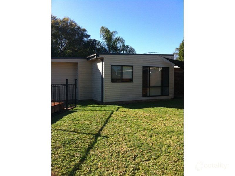 12 Leyland Pl, Ingleburn, NSW 2565