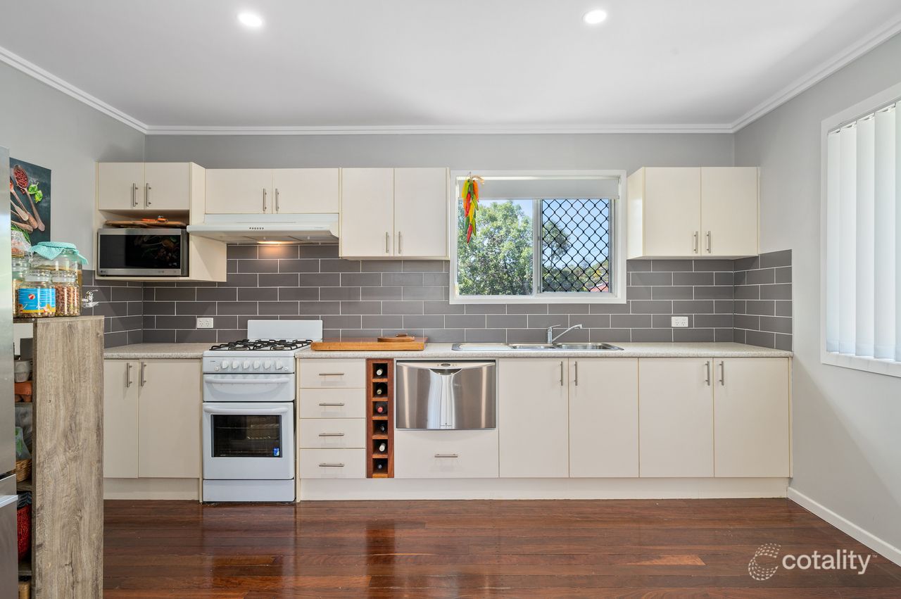 31 Damian St, Gailes, QLD 4300