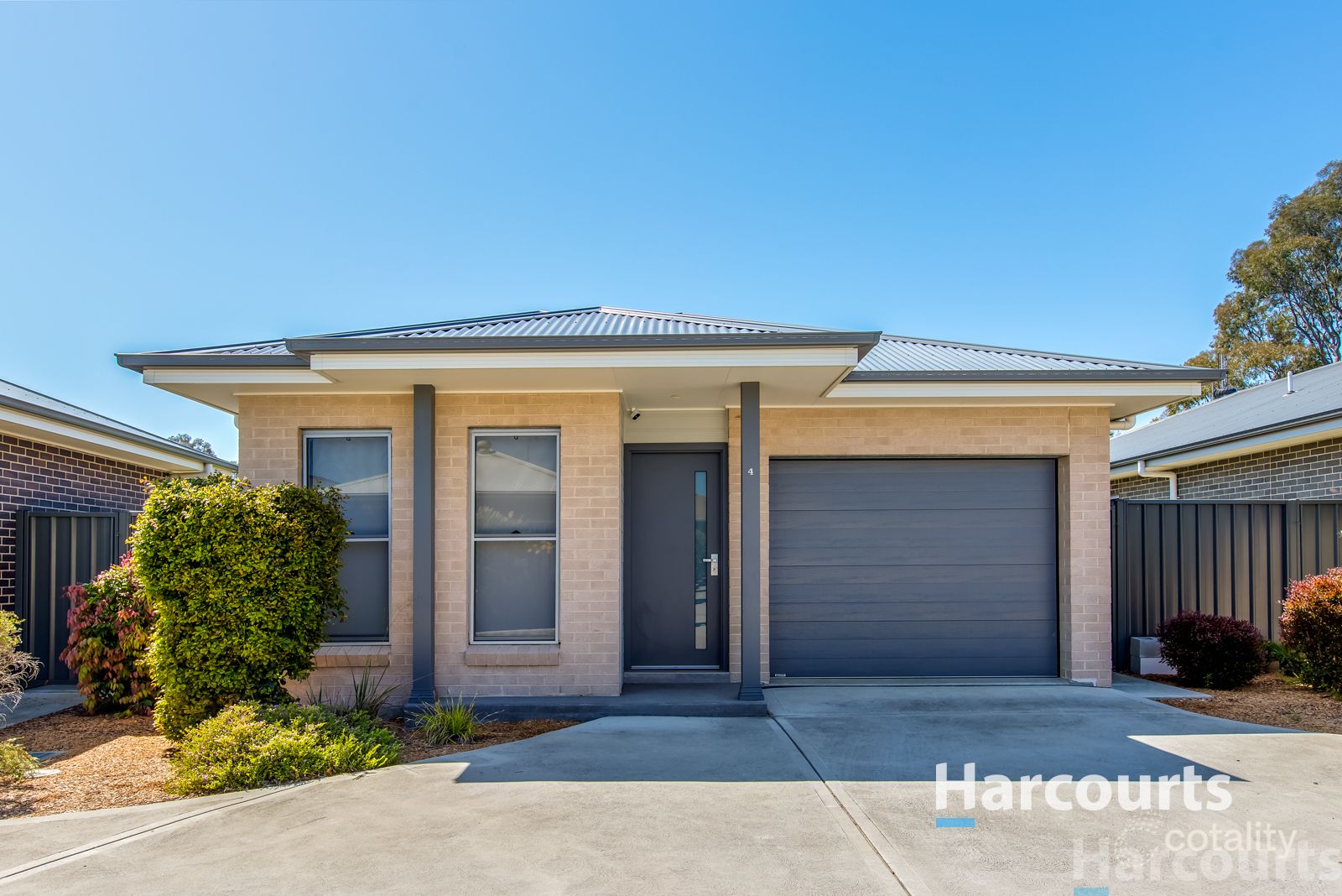 4/40 Diamond Cct, Rutherford, NSW 2320