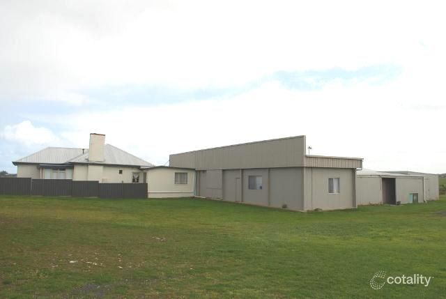 7 Eight Mile Creek Rd, Port Macdonnell, SA 5291