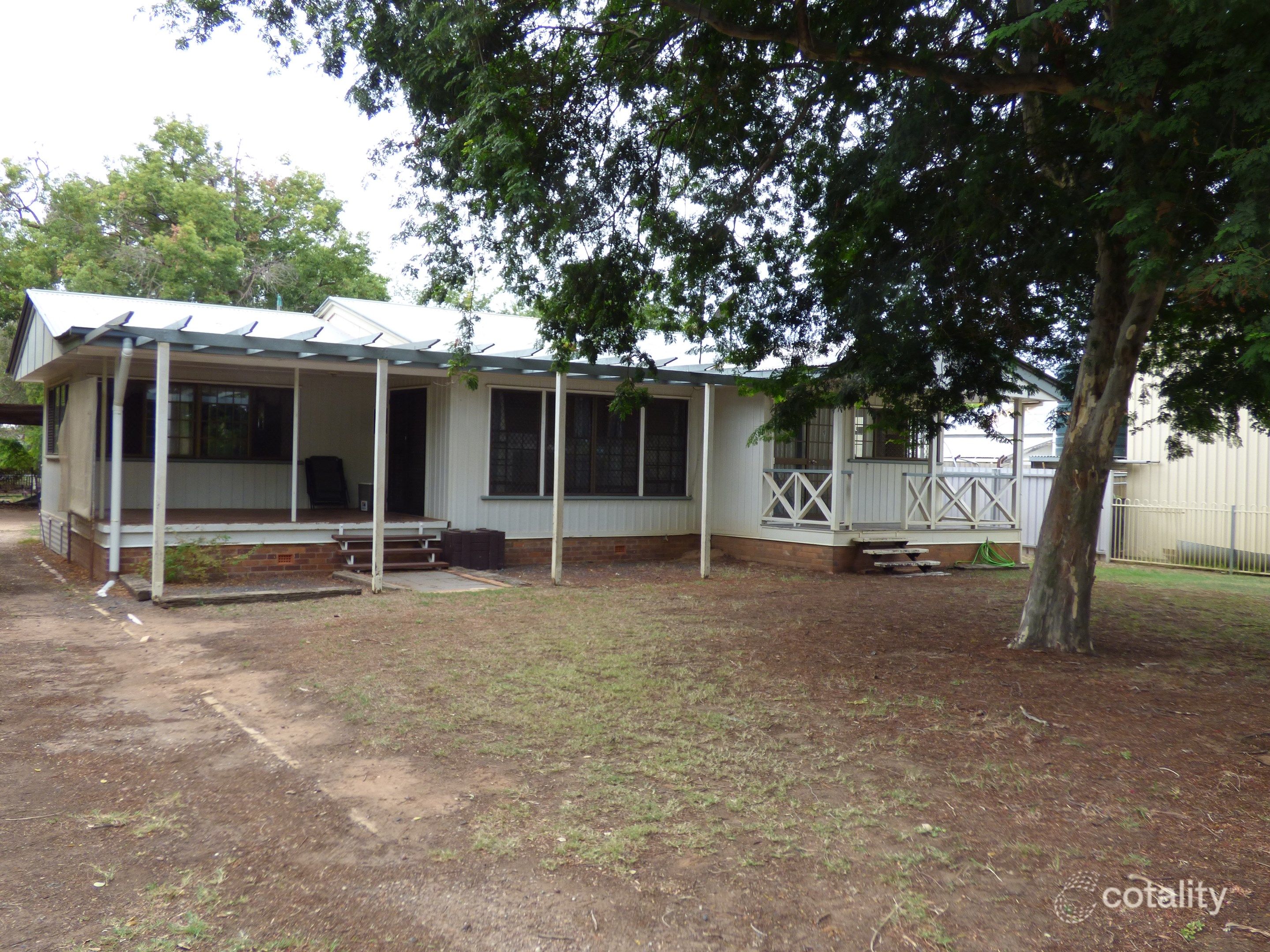 19 Balonne St, St George, QLD 4487