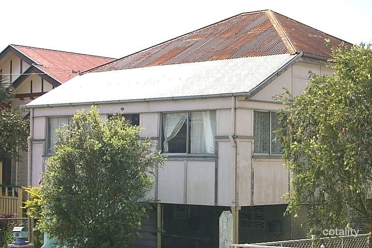 52 Marquis St, Greenslopes, QLD 4120