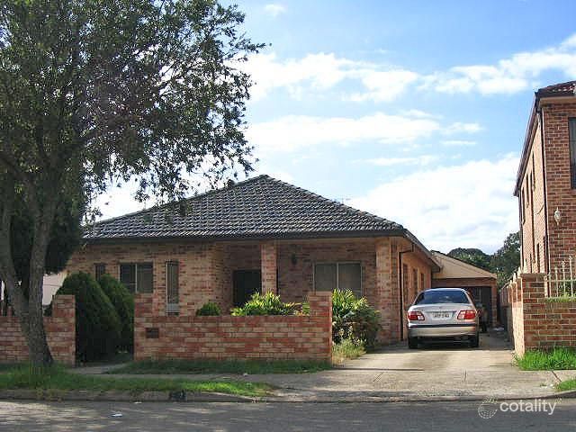 29 Banksia Rd, Greenacre, NSW 2190