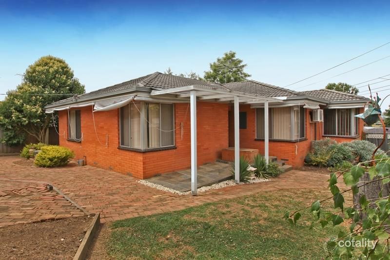 16 Sinclair St, Warragul, VIC 3820