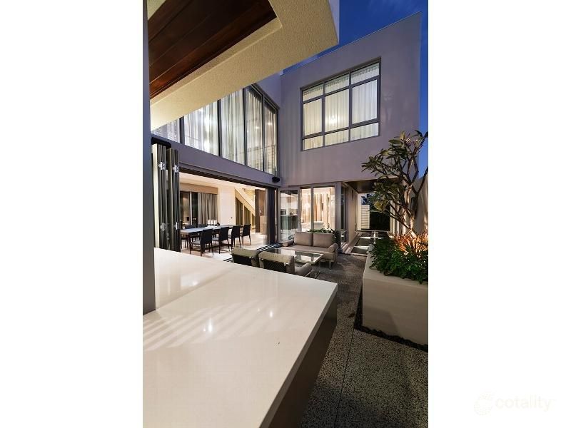 48 Pantheon Ave, North Coogee, WA 6163