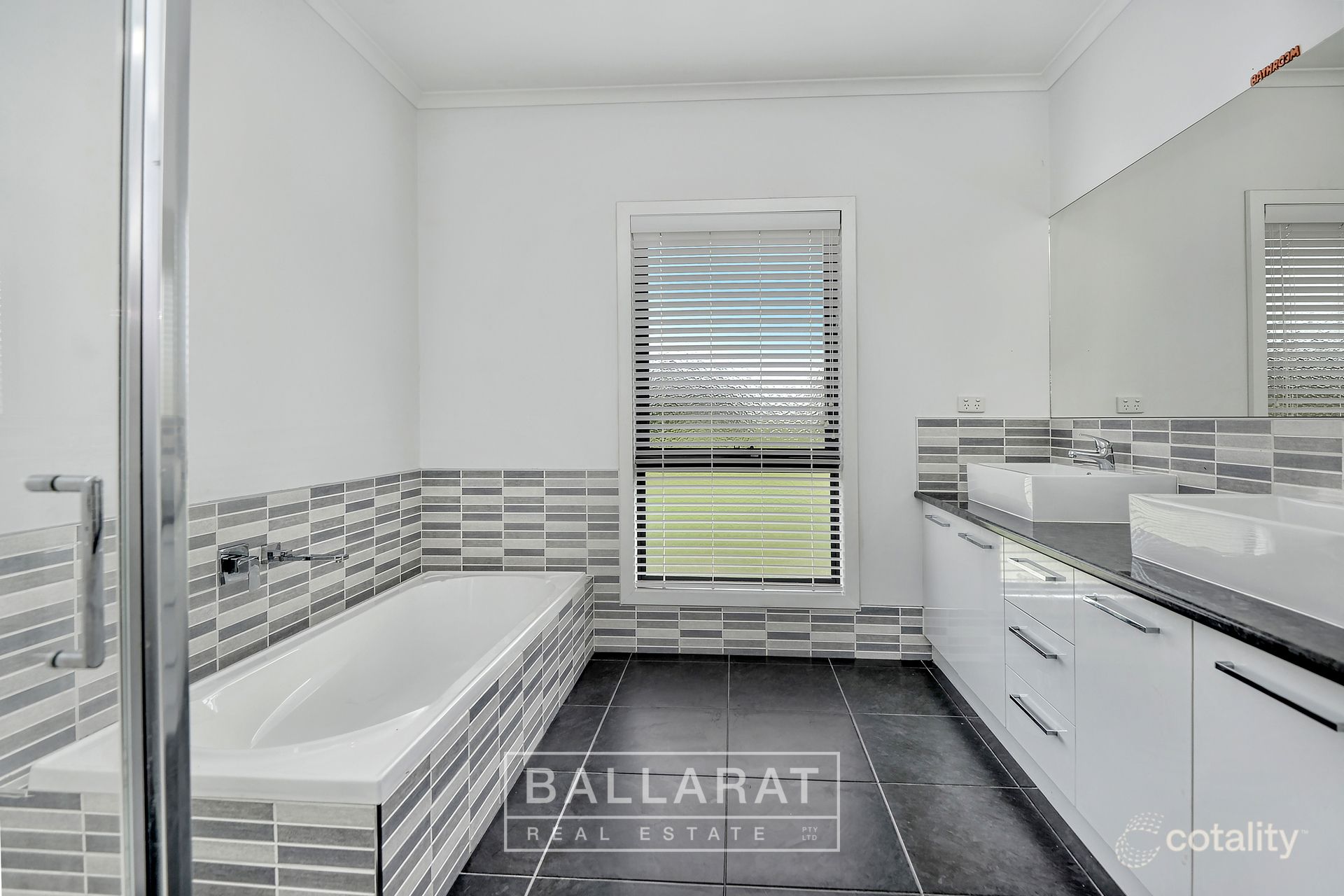 226 Maryborough-St Arnaud Rd, Alma, VIC 3465