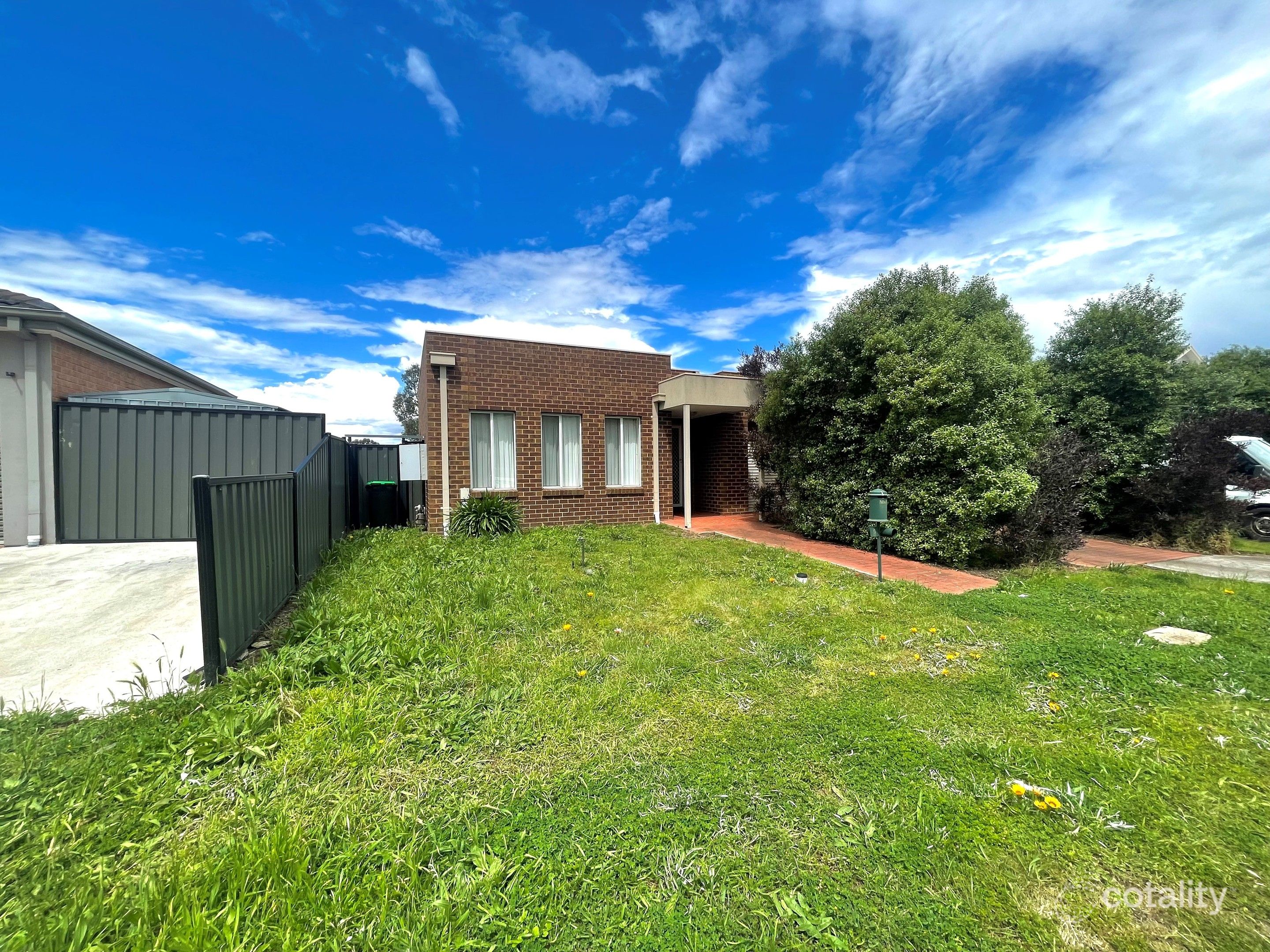 5 Lakewood Bvd, Melton, VIC 3337