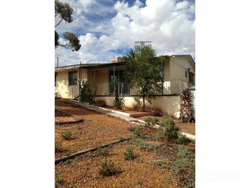 1 Bachelor Ave, Kambalda East, WA 6442