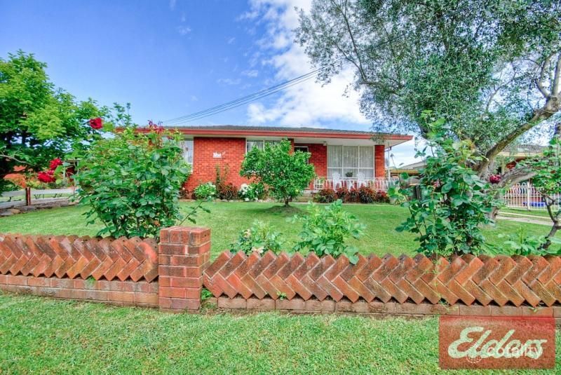 17 Bombala St, Pendle Hill, NSW 2145