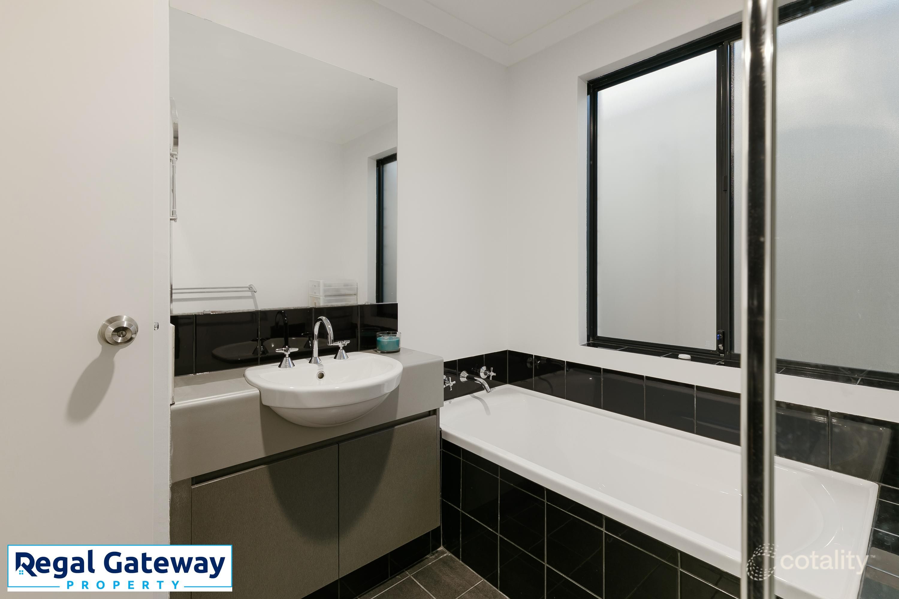 34 Birch Rd, Aubin Grove, WA 6164