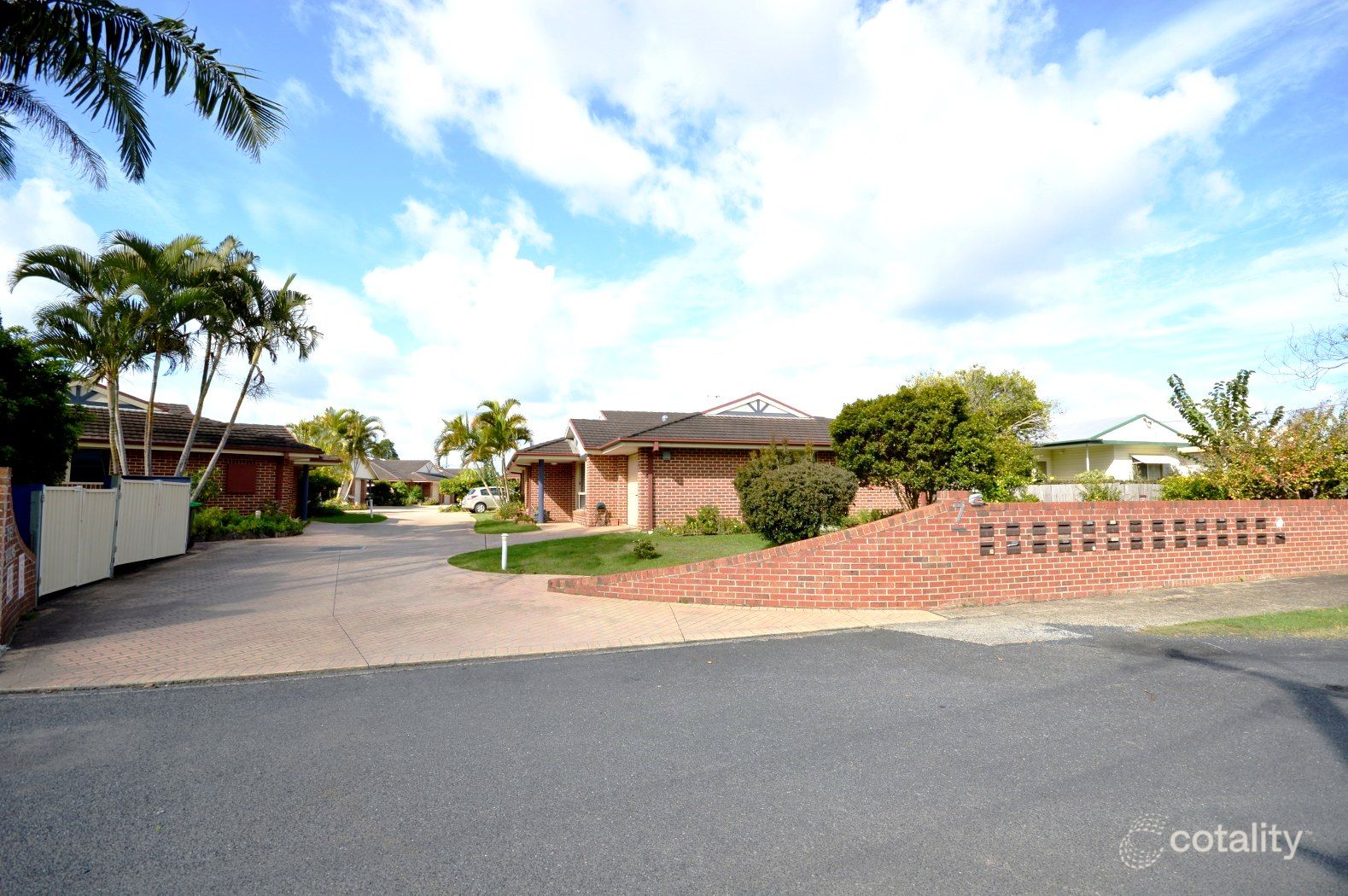 24/7 Gundagai Pl, Coffs Harbour, NSW 2450