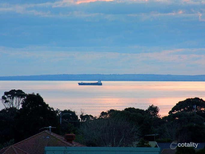52 Maxwell St, Mornington, VIC 3931