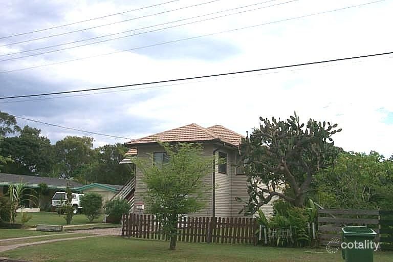 29 Hill Pde, Clontarf, QLD 4019