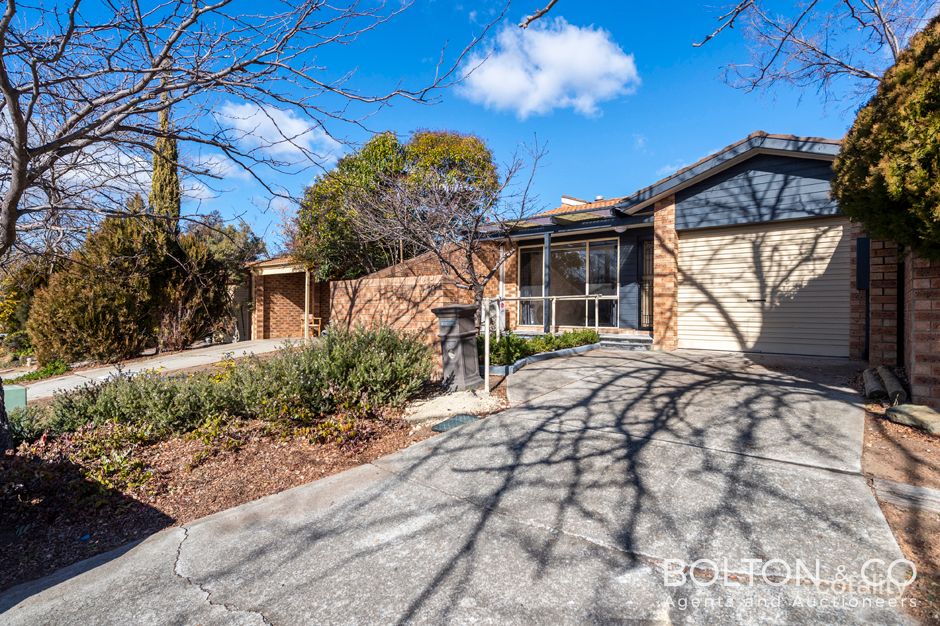 19 Roughley Pl, Florey, ACT 2615