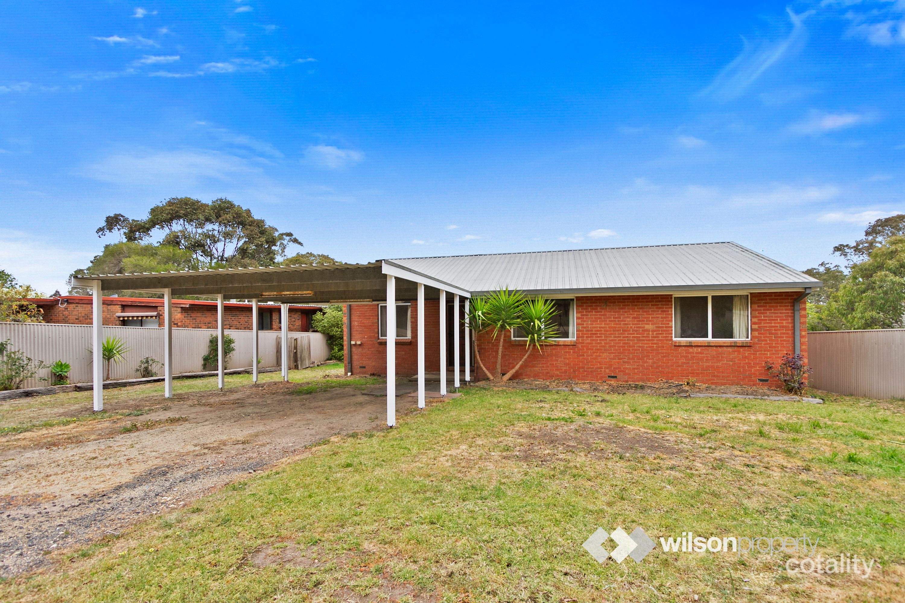75 Racecourse Rd, Heyfield, VIC 3858