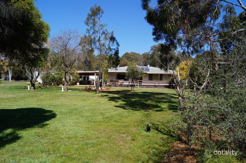 8 Pound St, Rushworth, VIC 3612