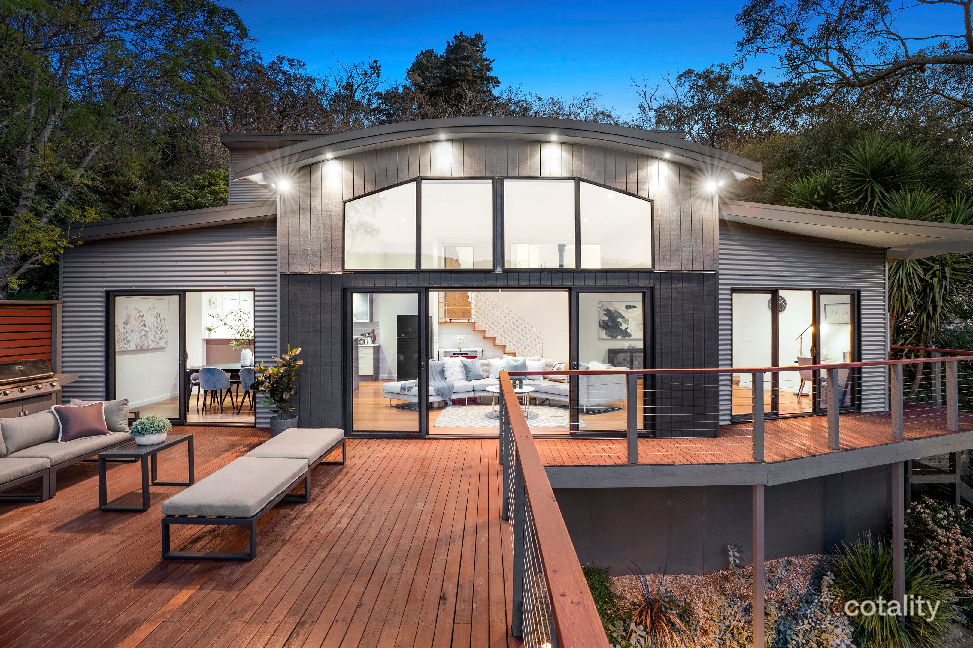 10 Forest View Lane, Upper Ferntree Gully, VIC 3156