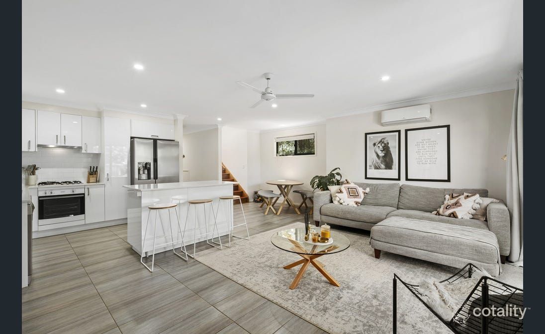 1/4 Grenfell St, Nerang, QLD 4211