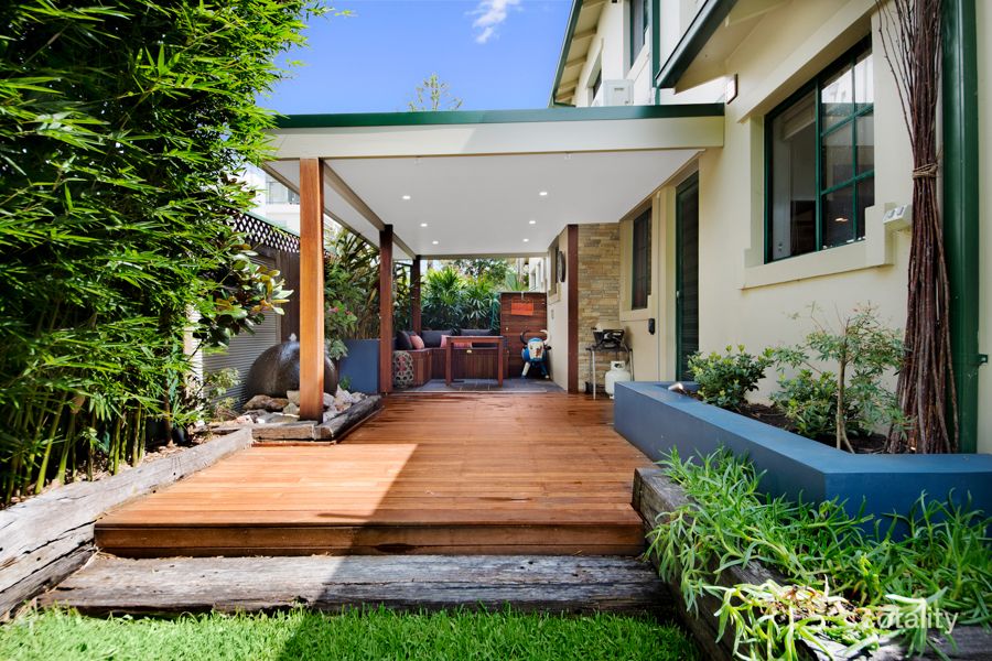 2/68-70 Flora St, Kirrawee, NSW 2232