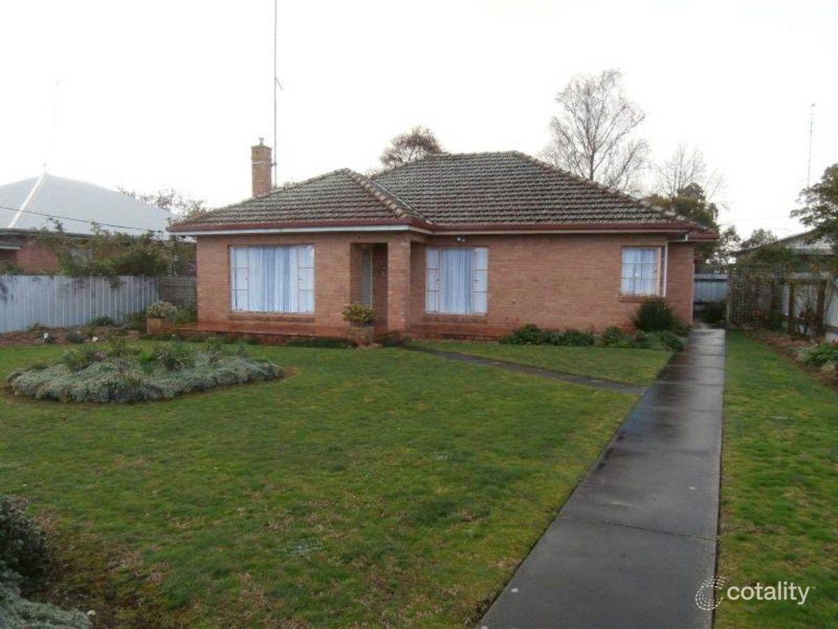27 Moore St, Colac, VIC 3250