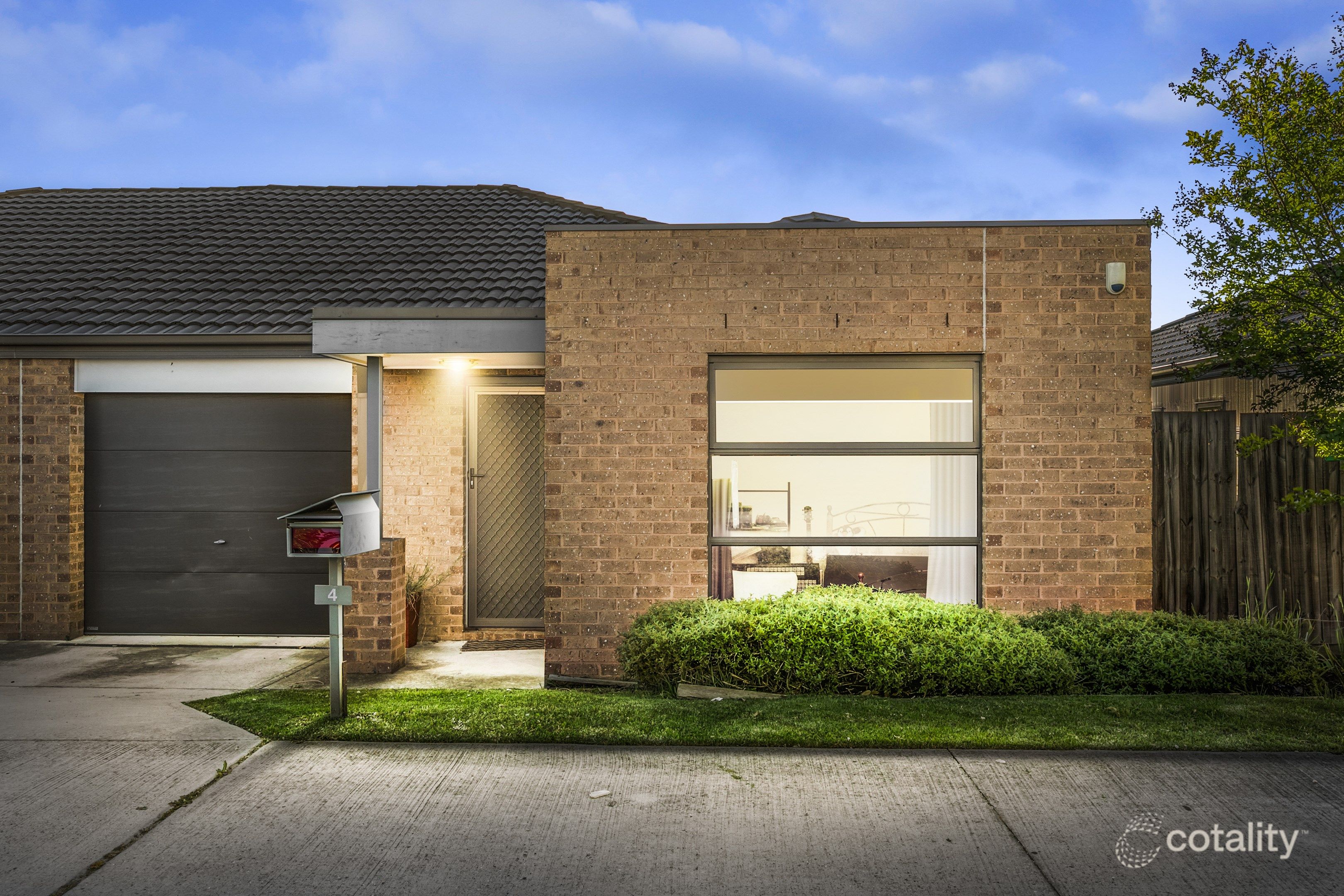4/11 Brunnings Rd, Carrum Downs, VIC 3201