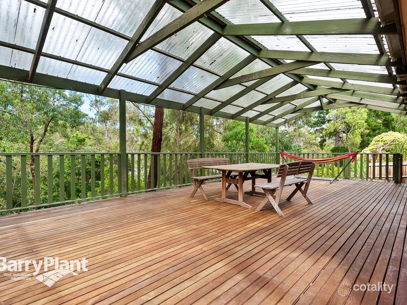 12 Bambara Rd, Hurstbridge, VIC 3099