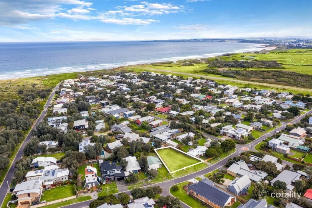 26 Second Ave, Cape Woolamai, VIC 3925