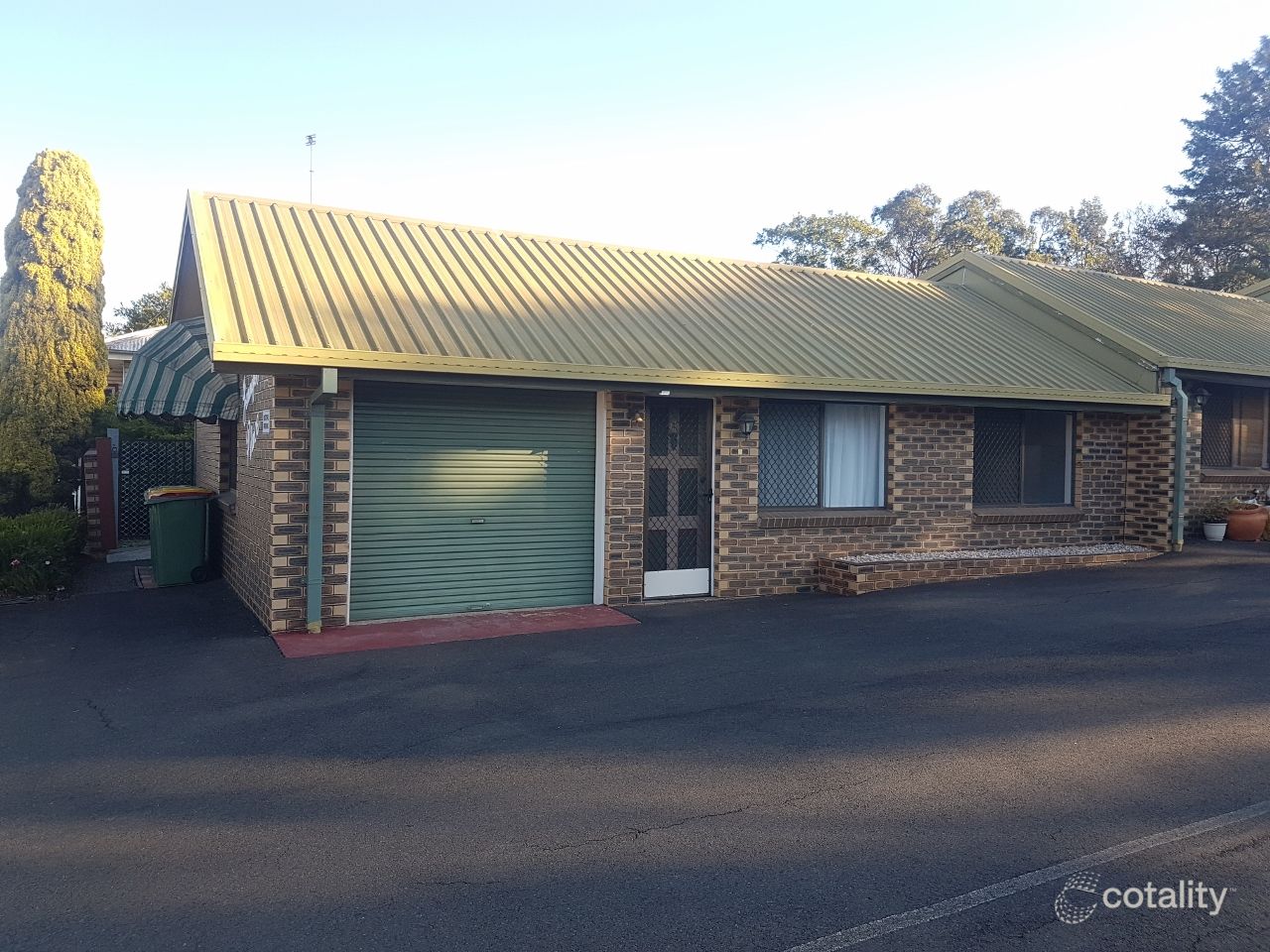 4/7 Stradbroke St, Rockville, QLD 4350