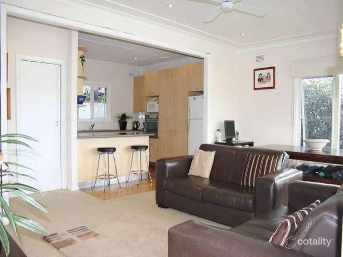 18 Nareen Pde, North Narrabeen, NSW 2101