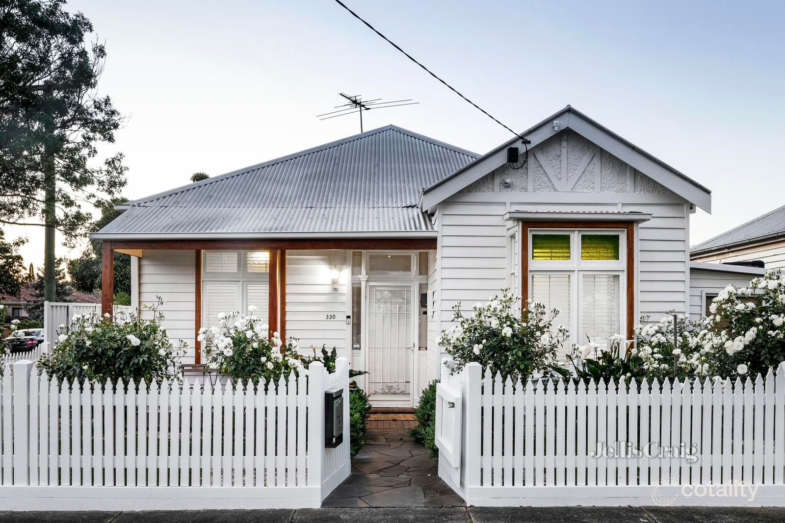 330 Rathmines St, Thornbury, VIC 3071