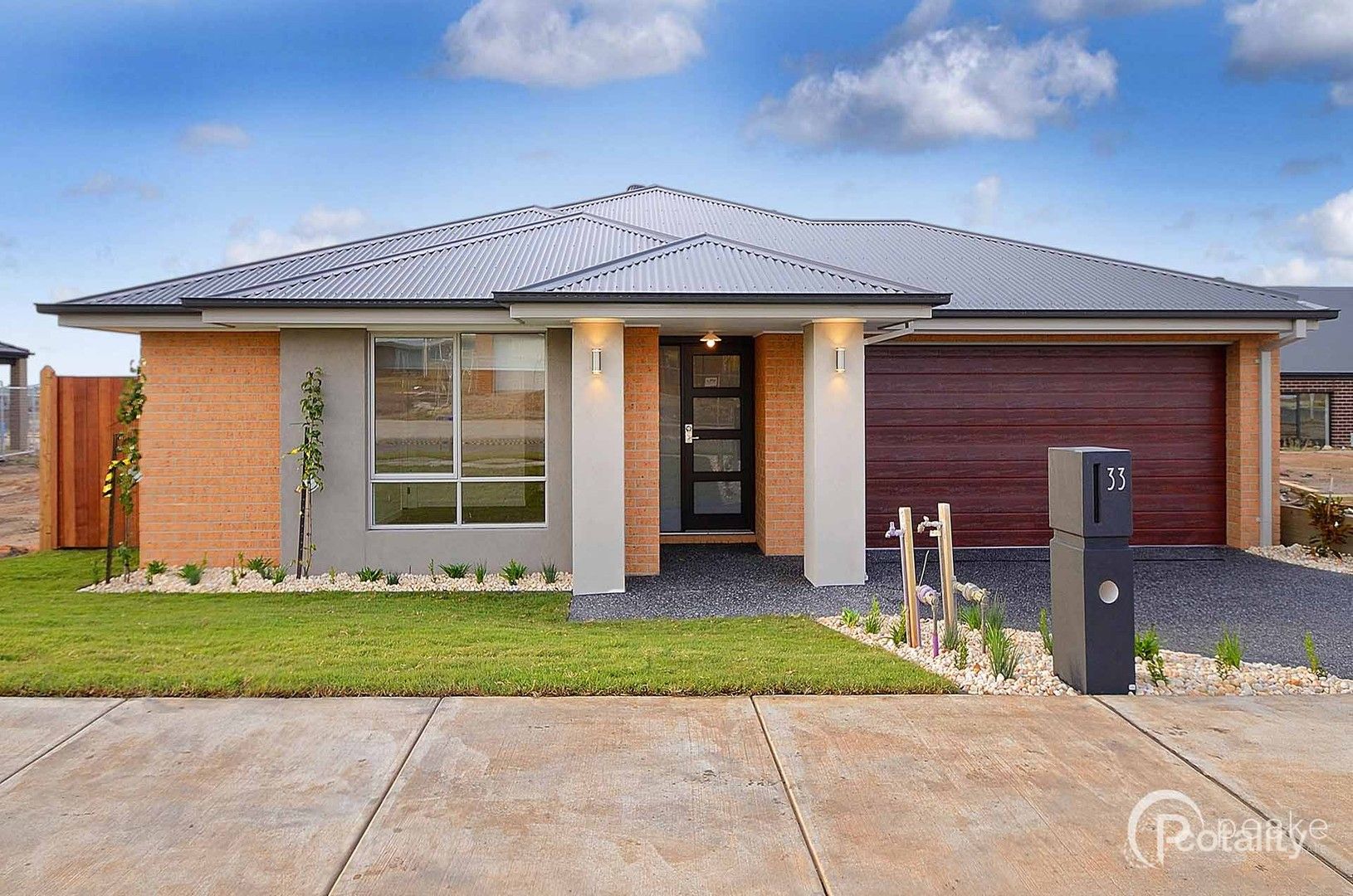 33 Ranger St, Clyde North, VIC 3978