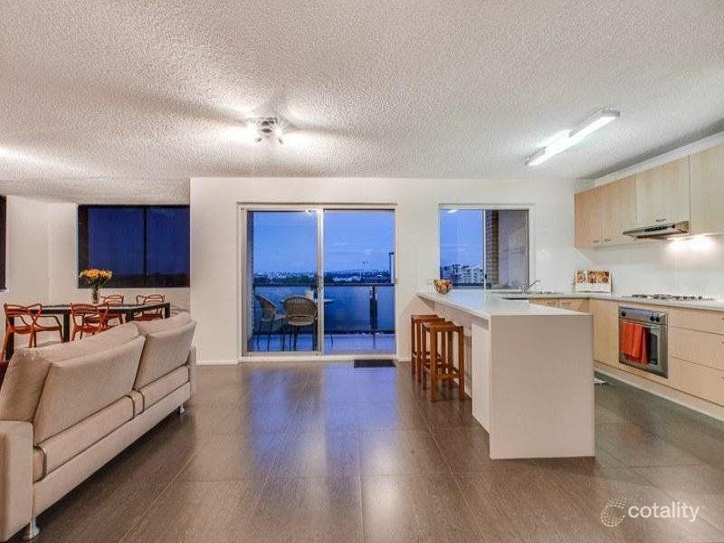 7/1 Rossiter Pde, Hamilton, QLD 4007