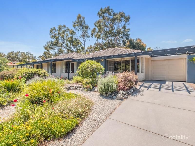 8 Glynden Way, Helena Valley, WA 6056