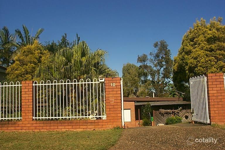 10 Castle Ct, Kallangur, QLD 4503