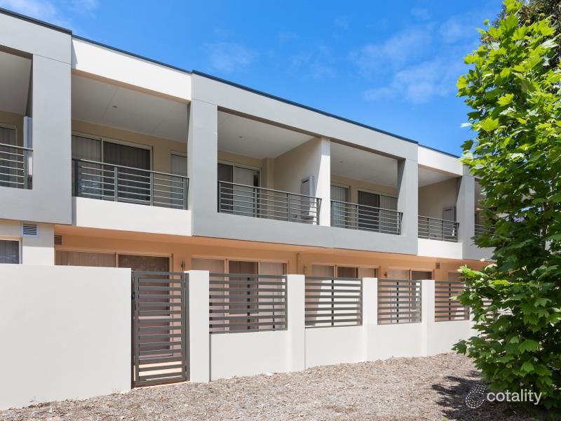 2/1 Juliet Rd, Coolbellup, WA 6163