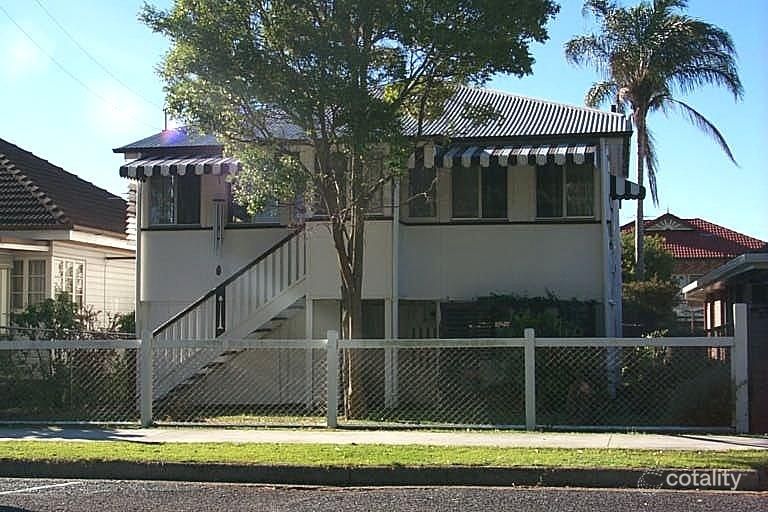 36 Klingner Rd, Redcliffe, QLD 4020