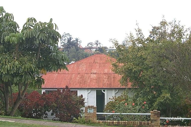 27 Plimsoll St, Greenslopes, QLD 4120