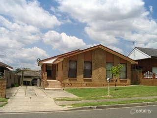 13 Thompson St, Wetherill Park, NSW 2164