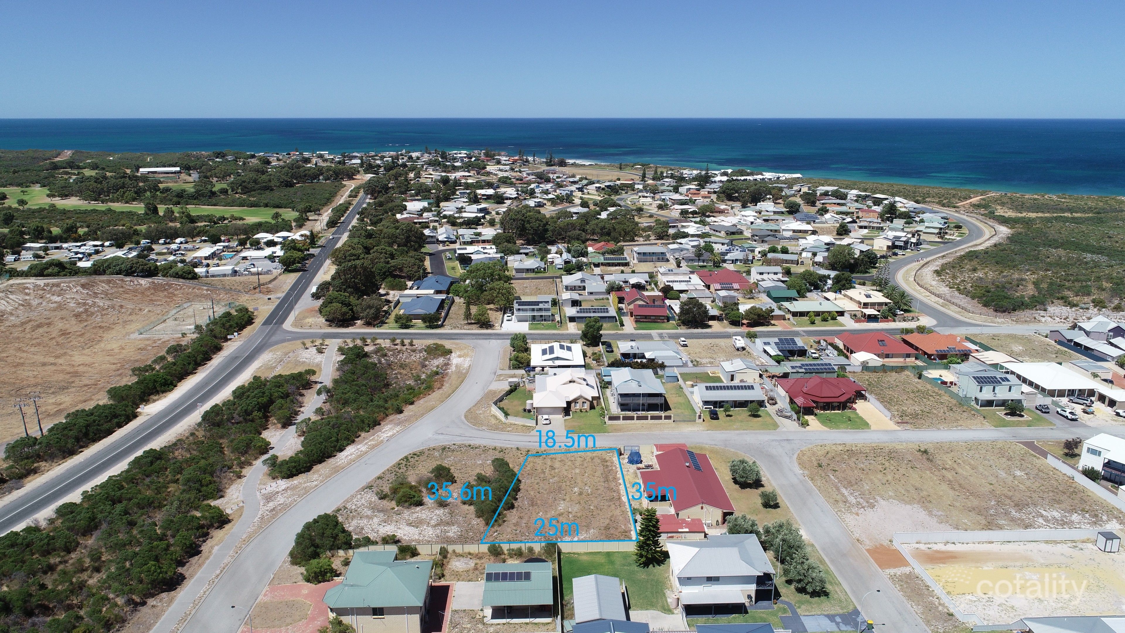 4 Lucraft Loop, Ledge Point, WA 6043